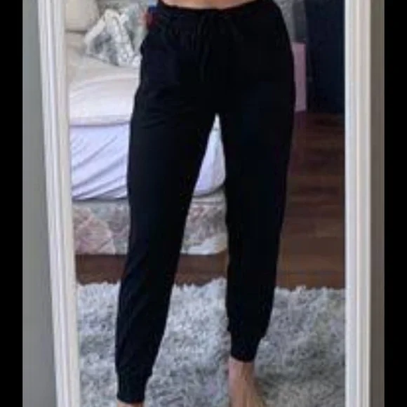 JOGGERS. Size - M - Picture 6 of 6